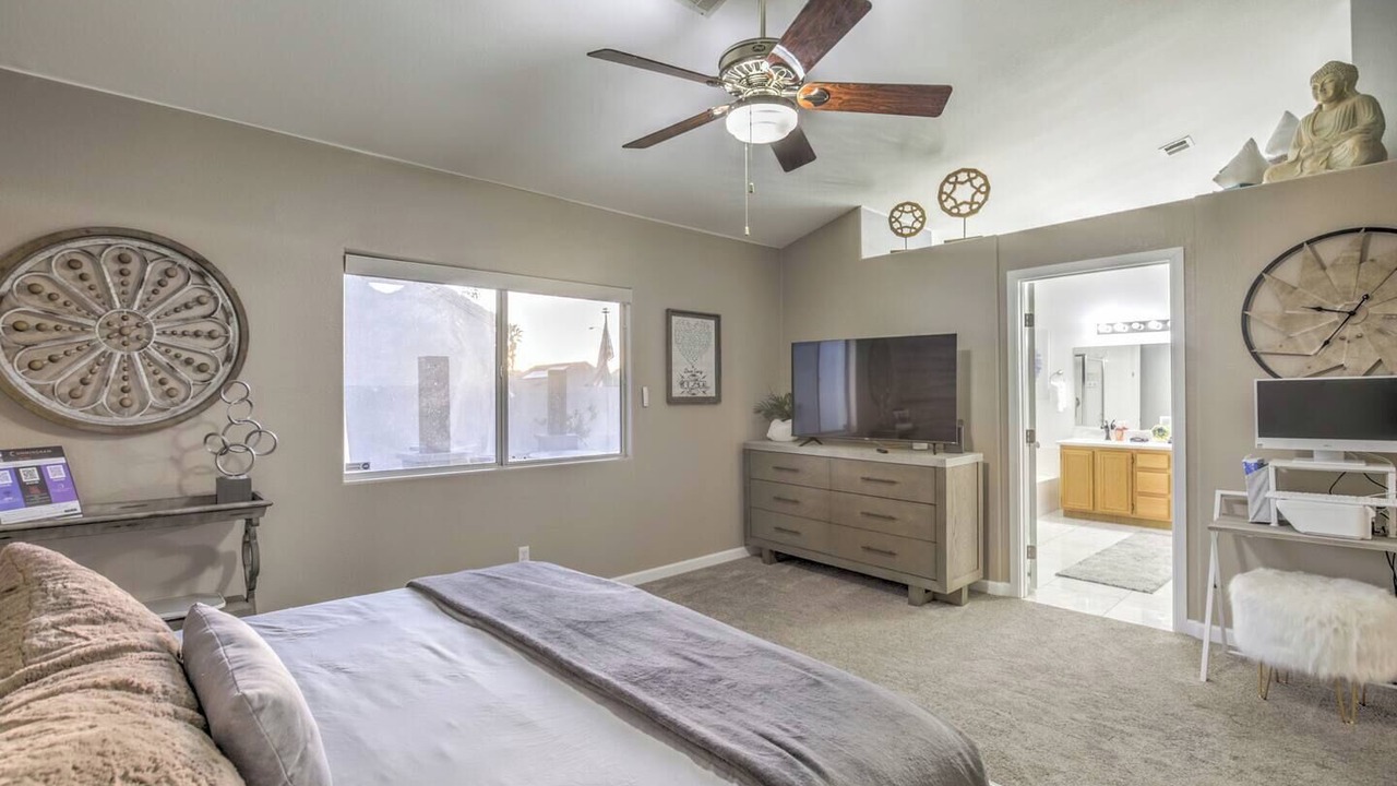 Photo of Bedroom in River Mountain