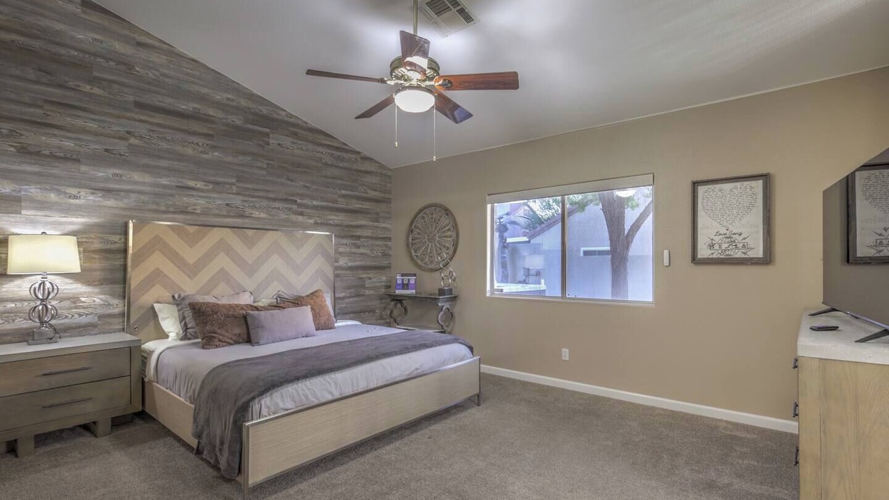 Photo of Bedroom in River Mountain