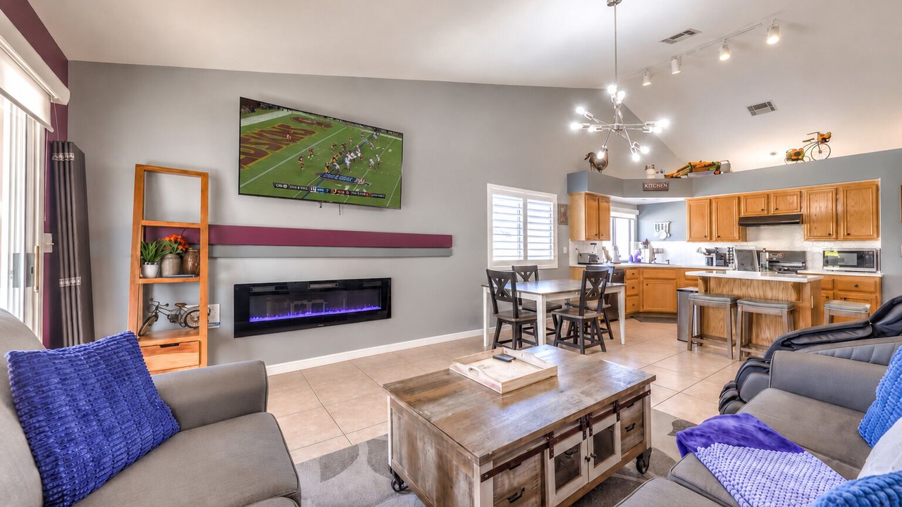 Photo of Livingroom in River Mountain