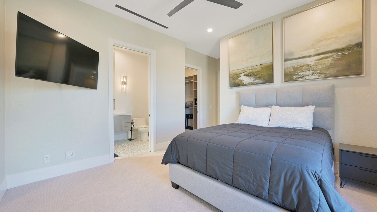Photo of Bedroom in Spring Valley