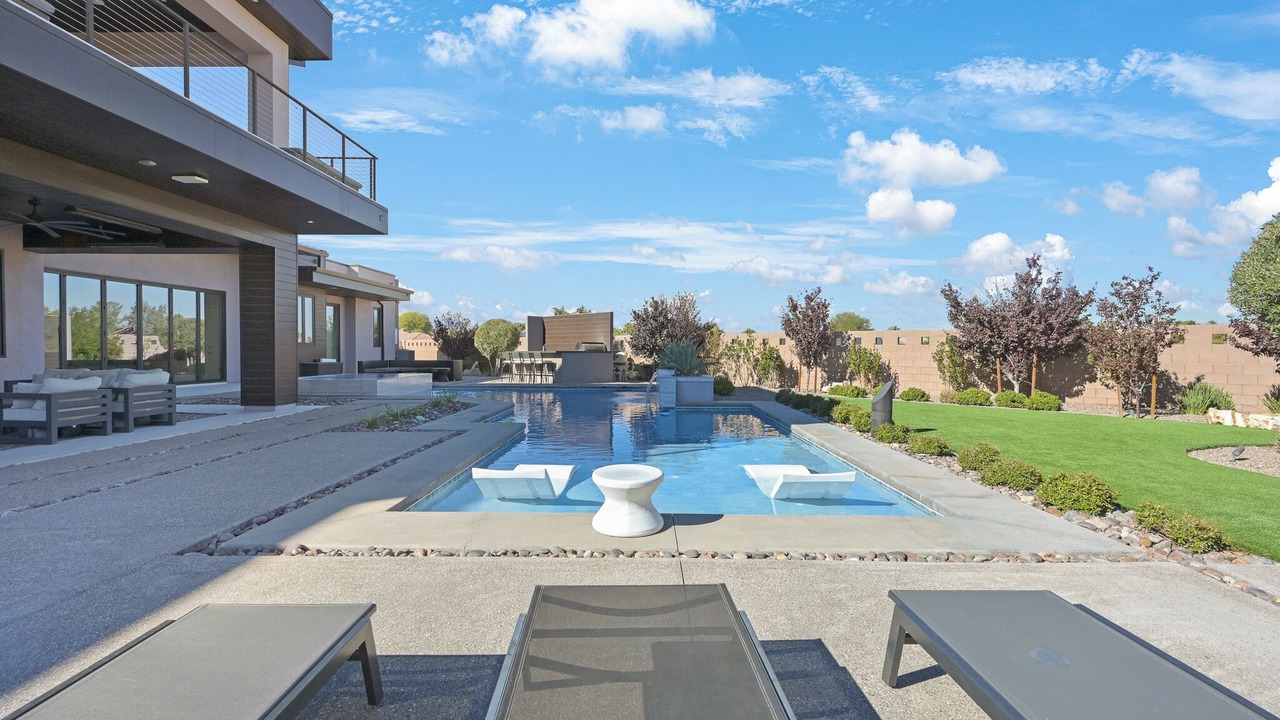 Photo of Outdoor in Spring Valley