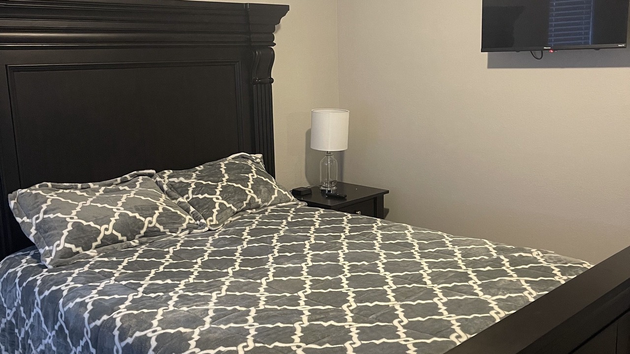Photo of Bedroom in Green Valley