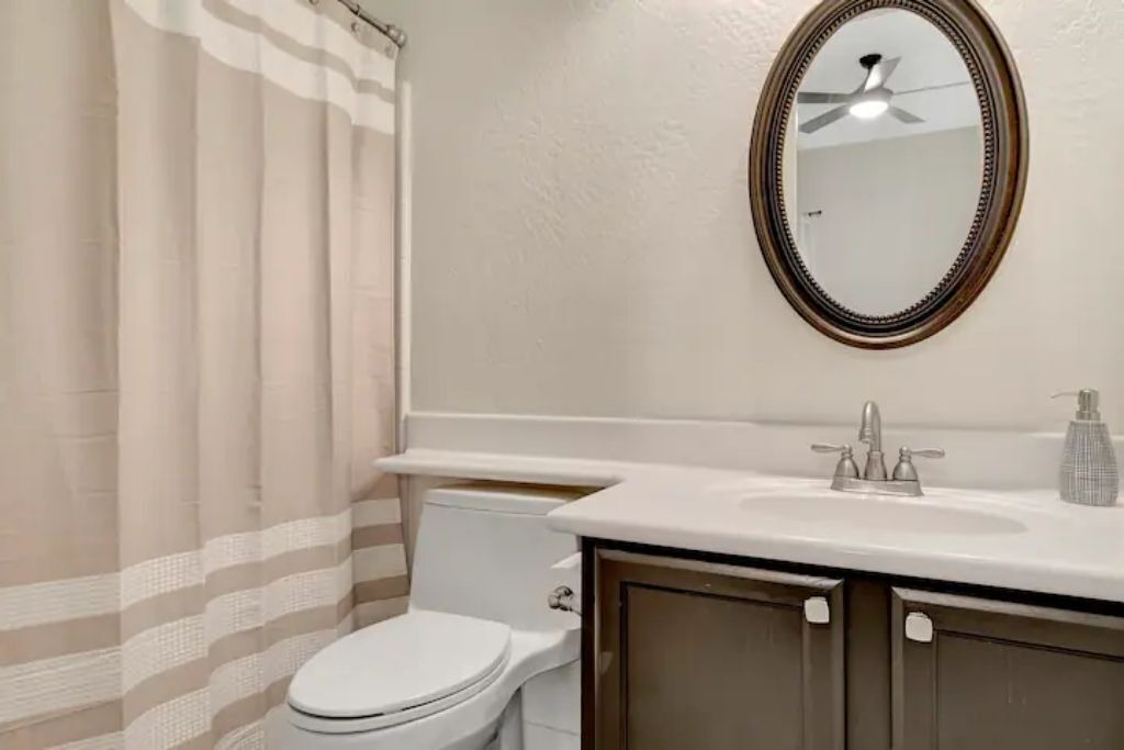 Photo of Bathroom in Palm Valley