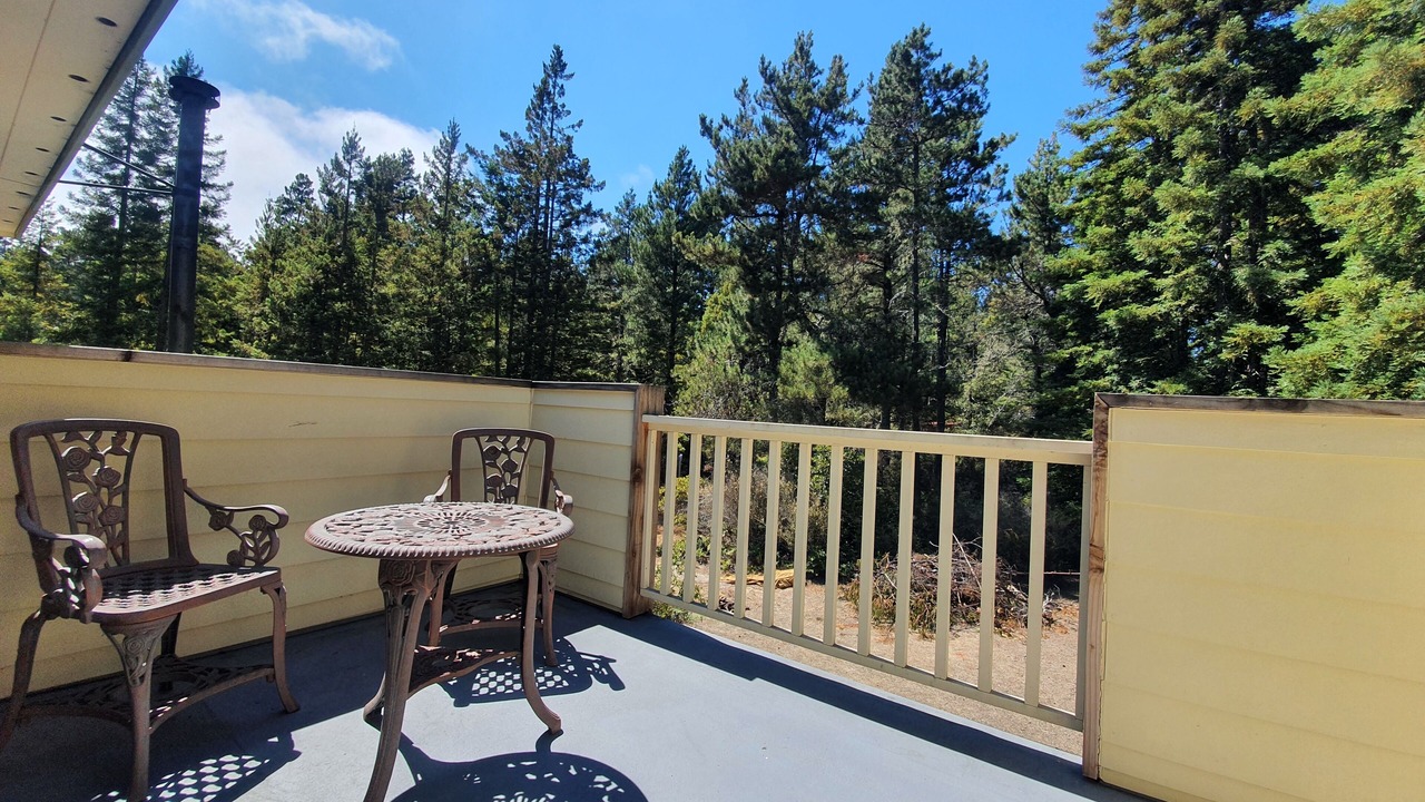 Photo of Patio Balcony in Gualala