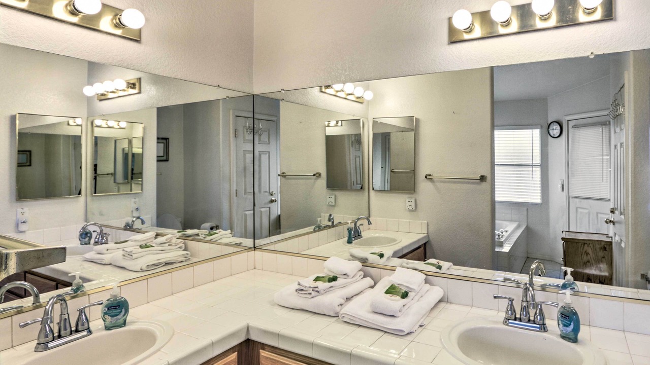 Photo of Bathroom in North Las Vegas