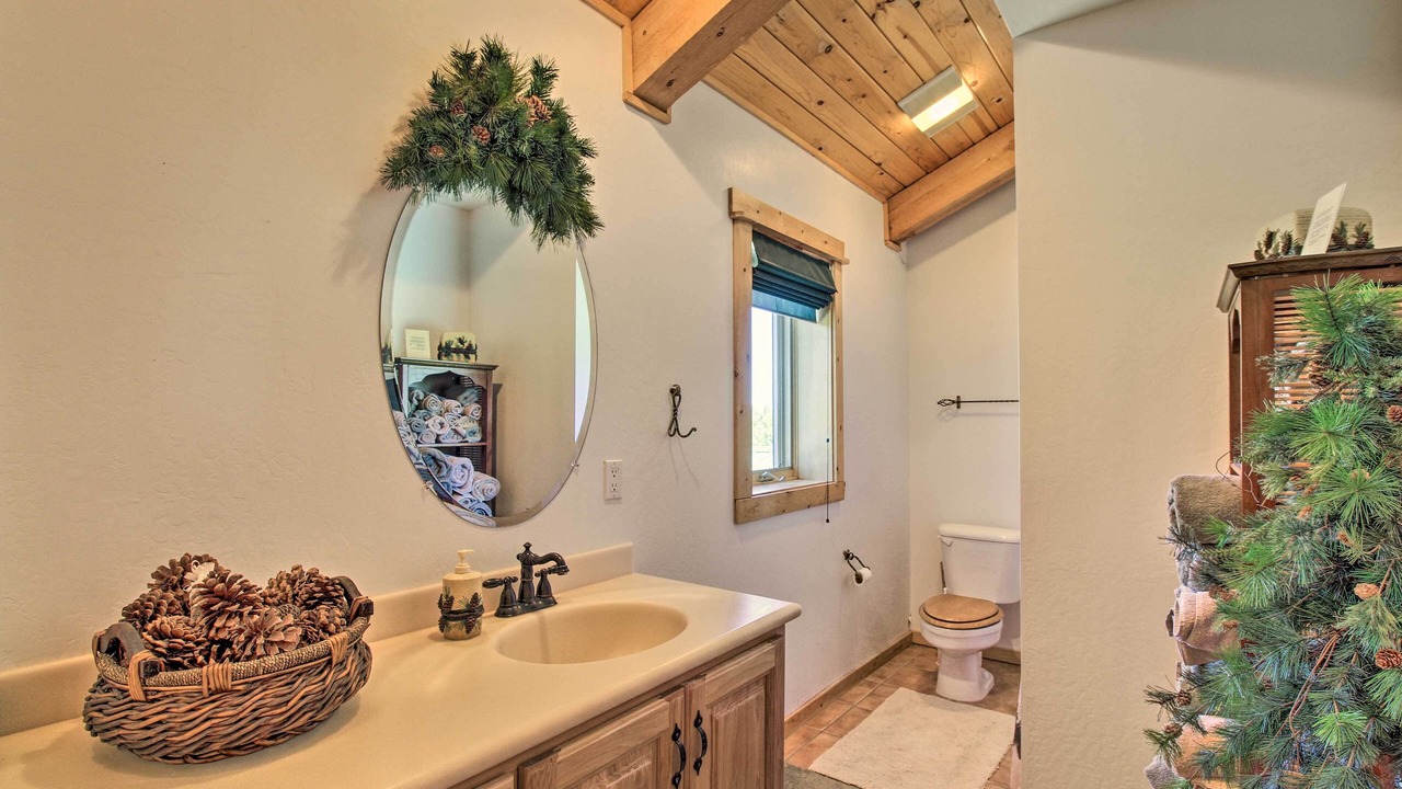 Photo of Bathroom in Show Low