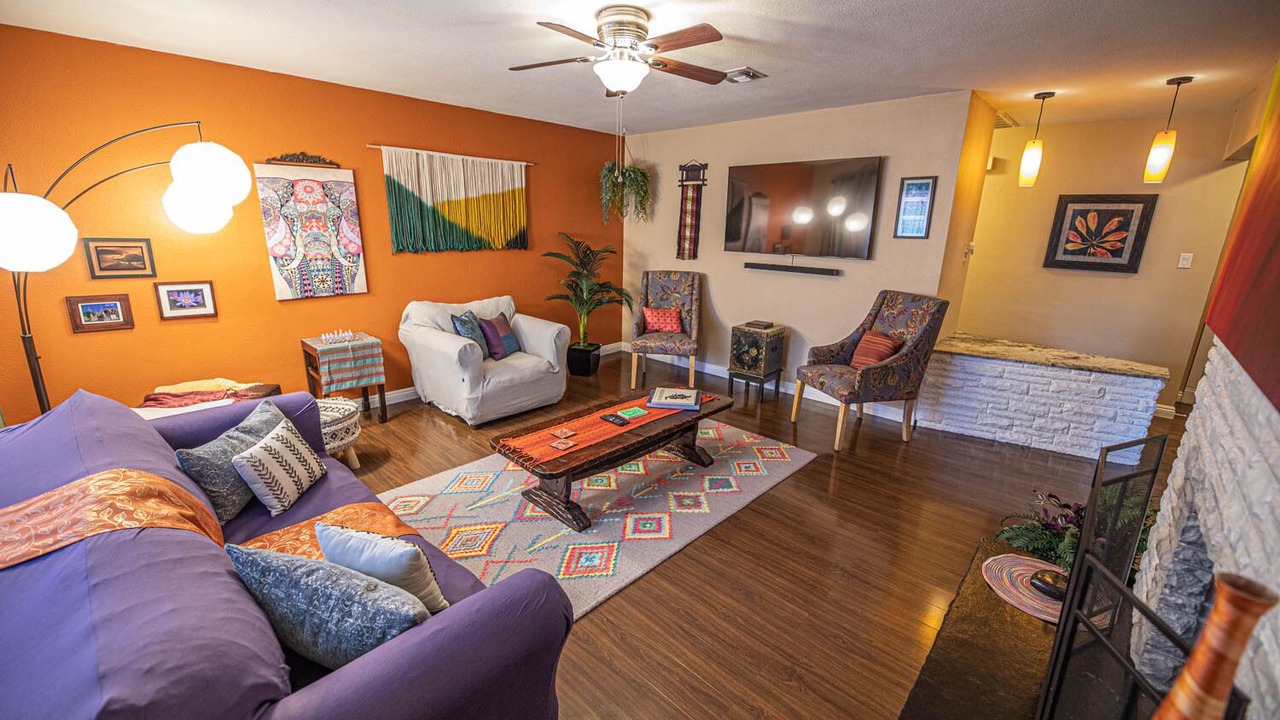 Photo of Livingroom in Rancho Oakey