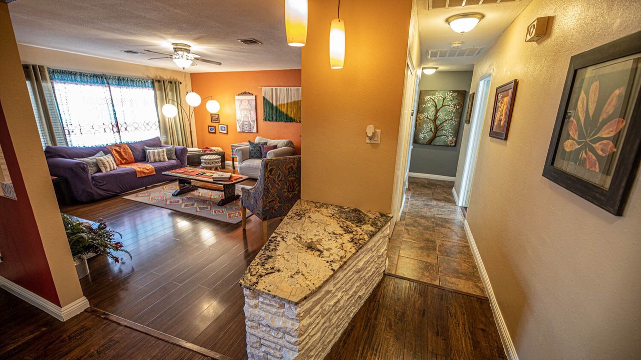 Photo of Livingroom in Rancho Oakey