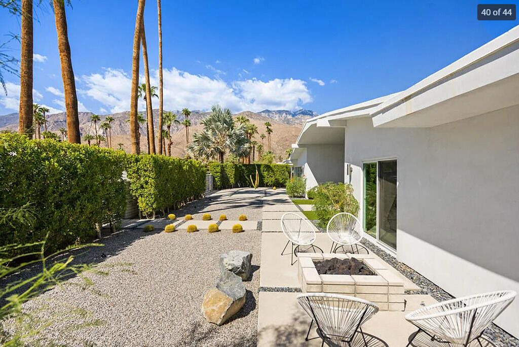 Photo of Patio Balcony in Twin Palms