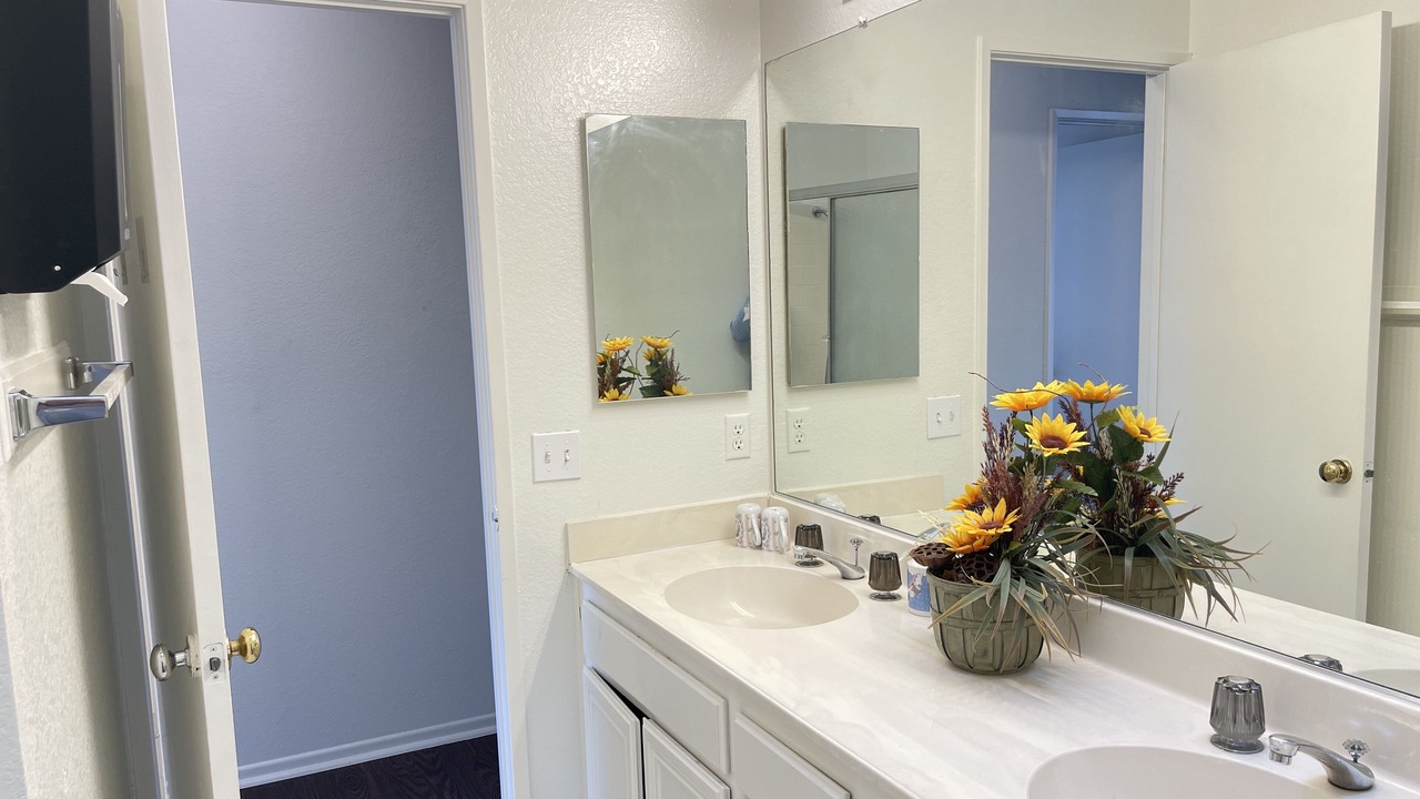 Photo of Bathroom in Moreno Valley