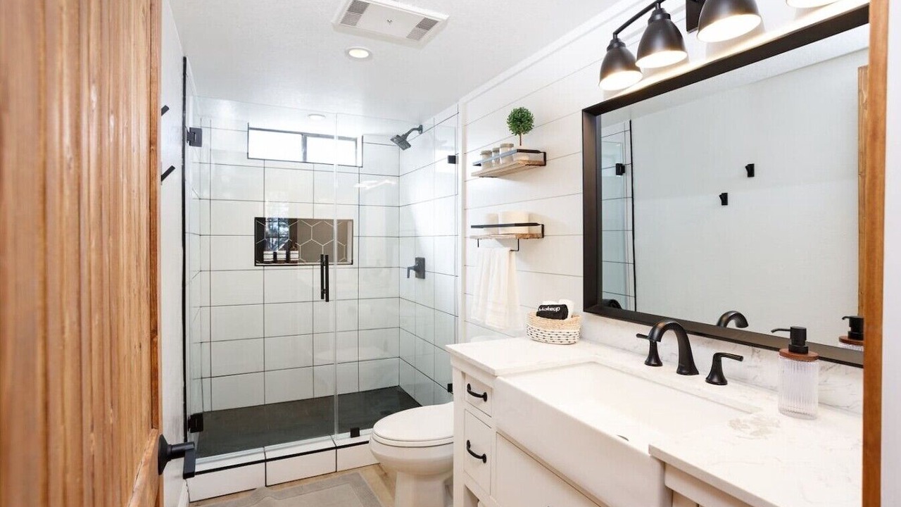 Photo of Bathroom in Big Bear
