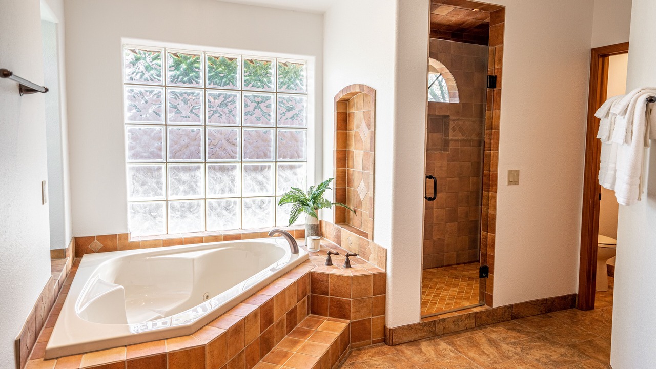 Photo of Bathroom in Arabian Views