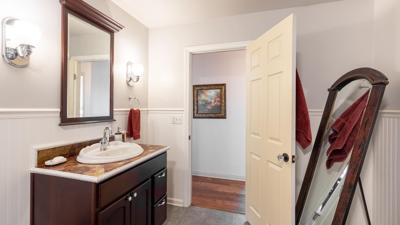 Photo of Bathroom in Julian