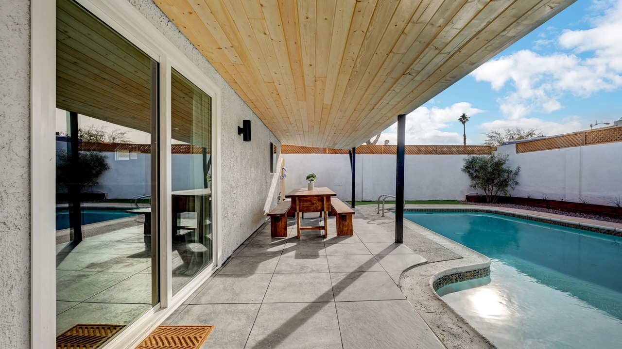 Photo of Outdoor in Royal Crest Rancheros