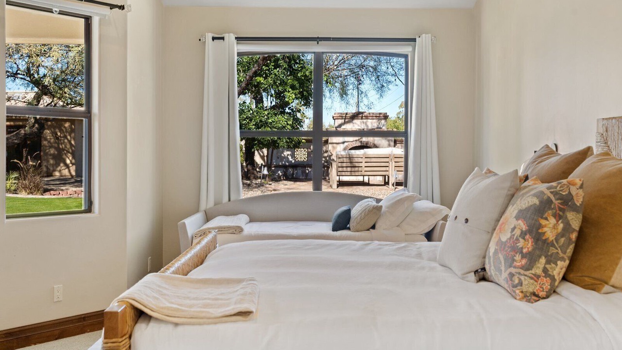 Photo of Bathroom in Sunburst Farms East