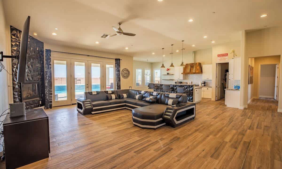 Photo of Livingroom in Foothills