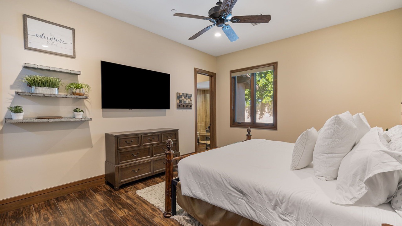 Photo of Bedroom in Bermuda Dunes