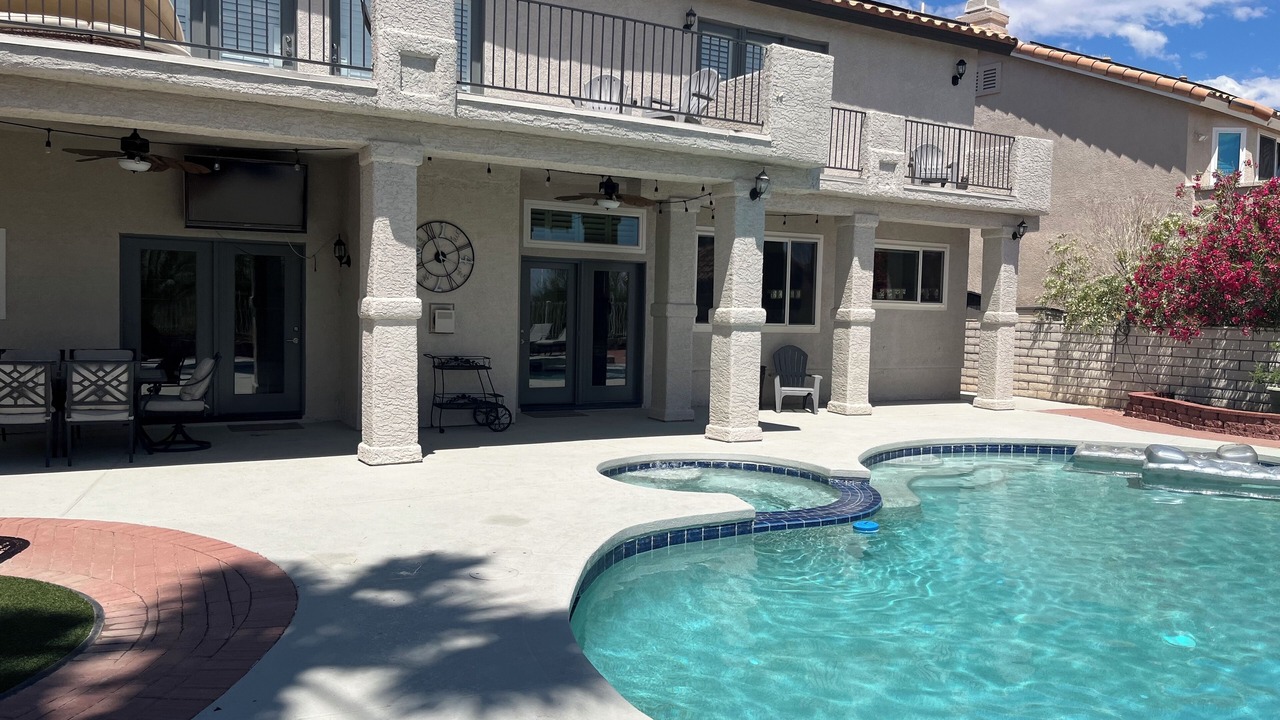 Photo of Outdoor in Green Valley