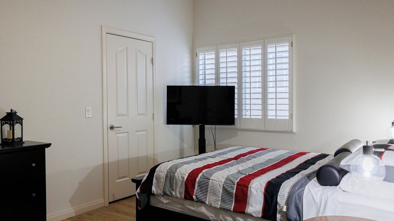 Photo of Bedroom in Green Valley