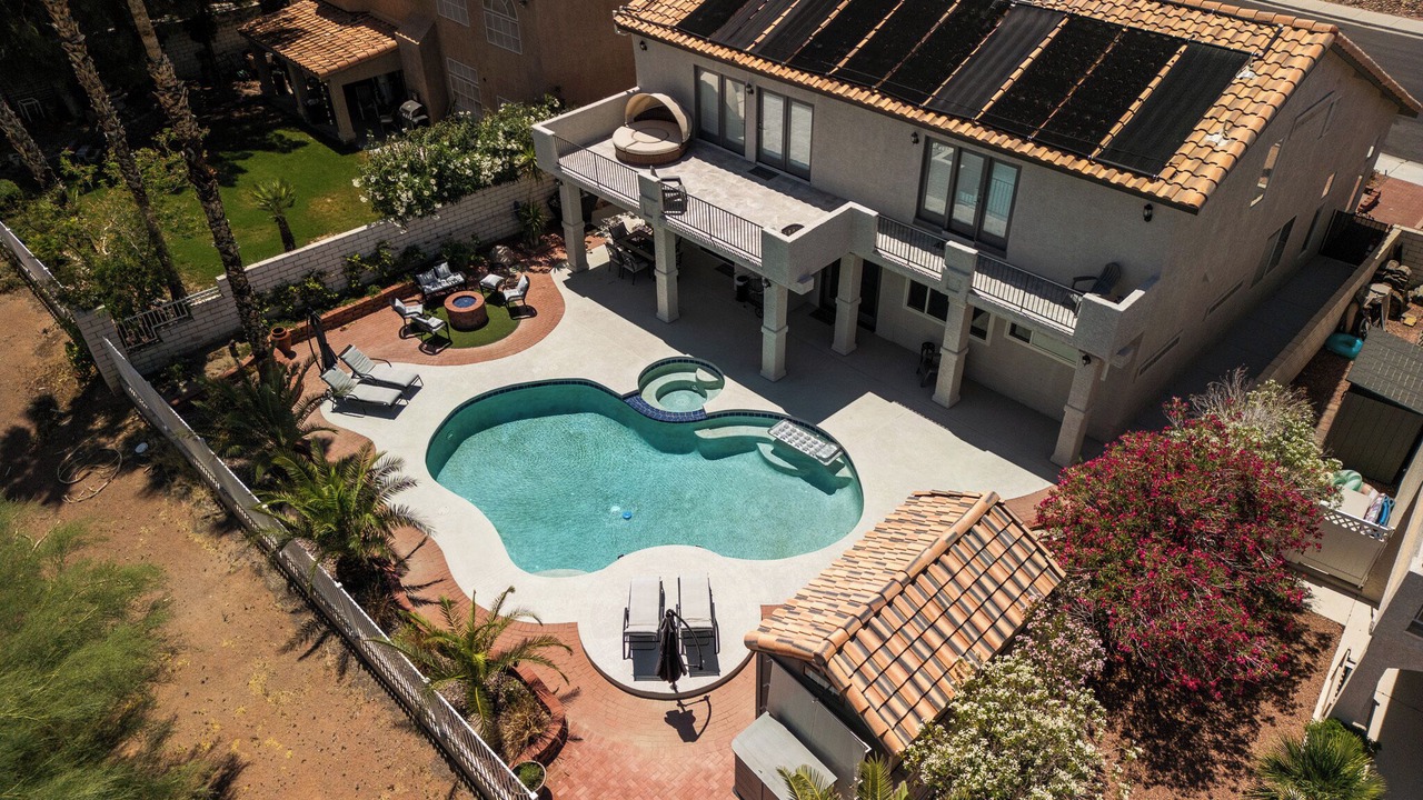 Photo of Outdoor in Green Valley