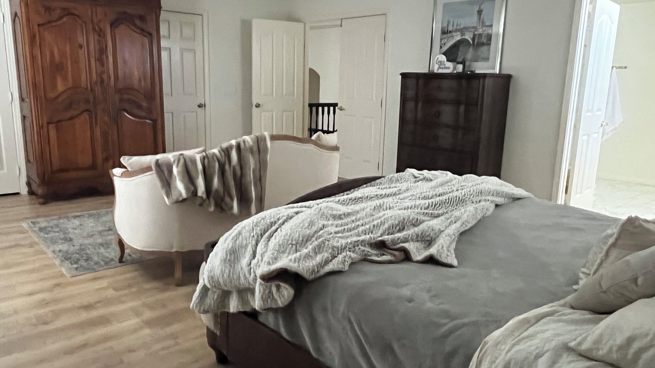 Photo of Bedroom in Green Valley