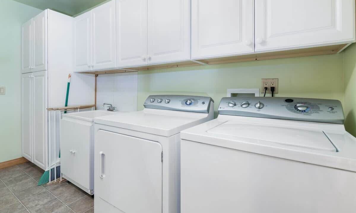 Photo of Others in Summit Estates