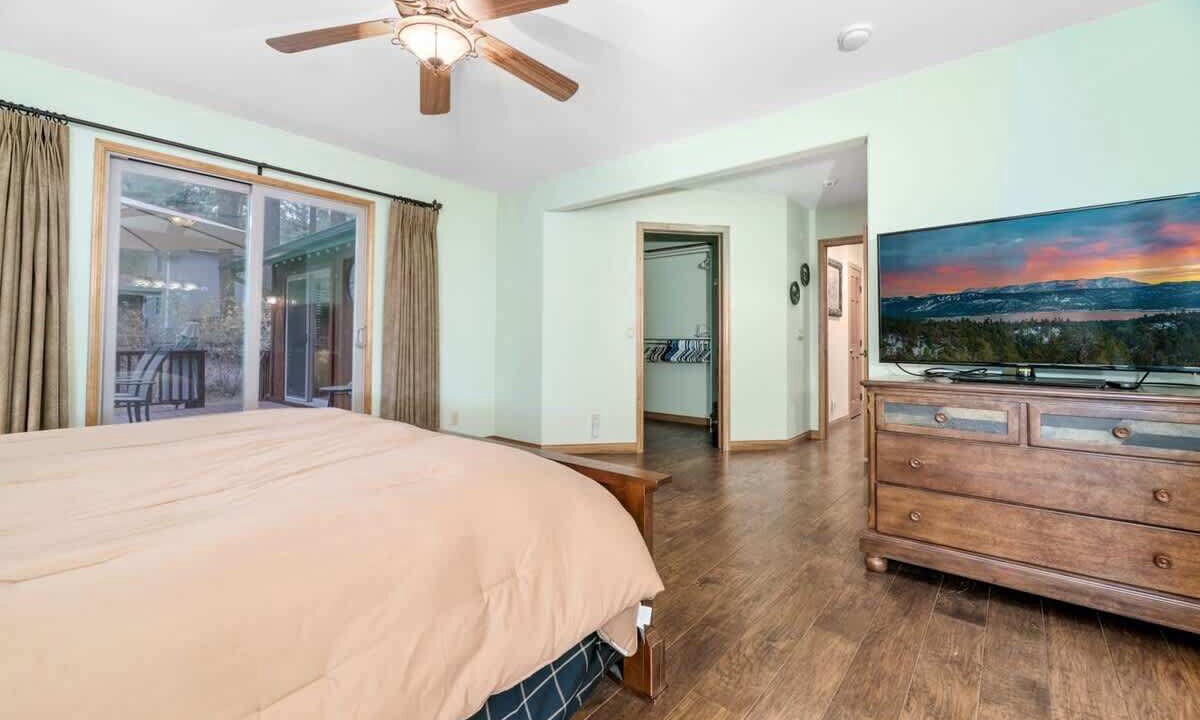 Photo of Bathroom in Summit Estates