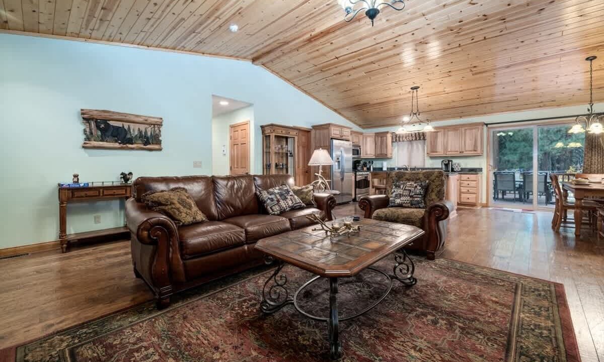 Photo of Others in Summit Estates