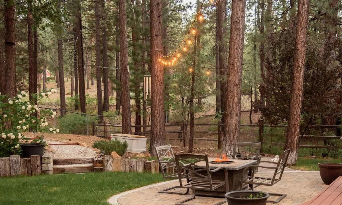Photo of Outdoor in Summit Estates