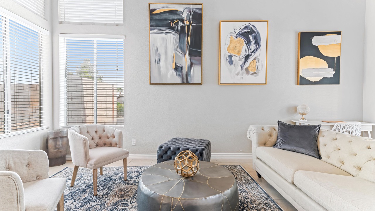 Photo of Livingroom in Green Valley North
