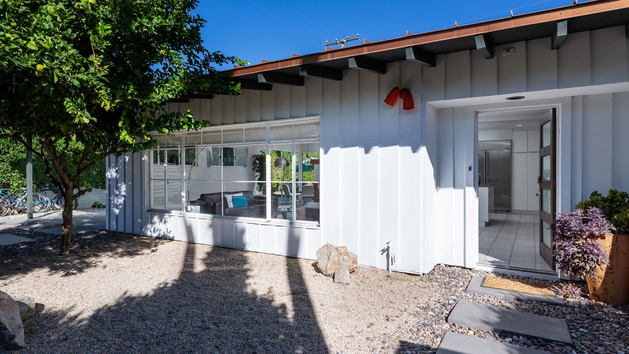 Photo of Outdoor in Tahquitz River Estates