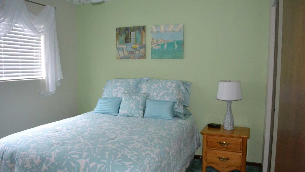 Photo of Bedroom in Clearlake