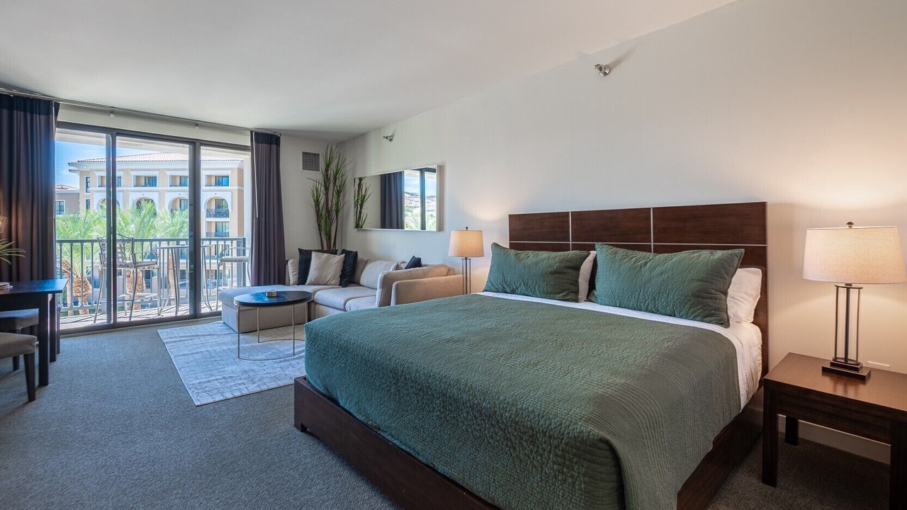 Photo of Bedroom in Lake Las Vegas