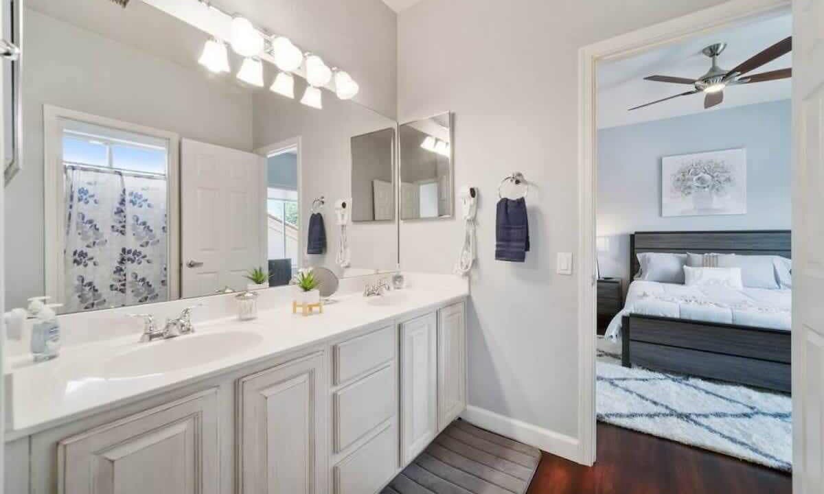 Photo of Bathroom in Arabian Crest