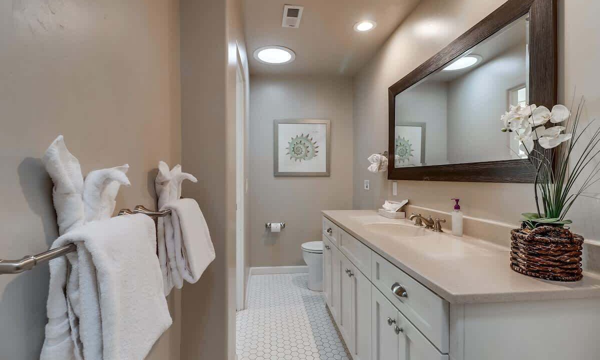 Photo of Bathroom in Beach Barber Tract