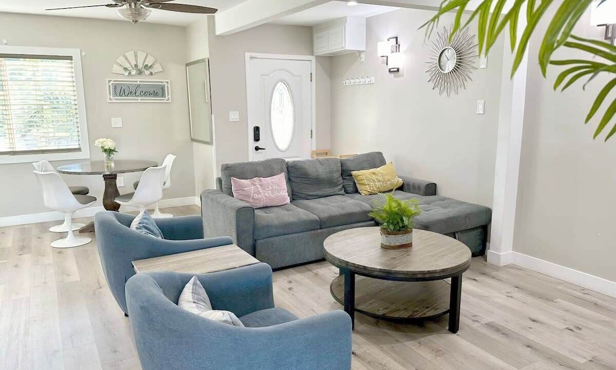 Photo of Livingroom in Southwest Anaheim