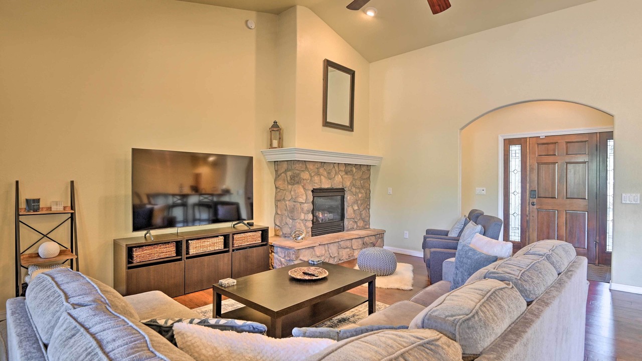 Photo of Livingroom in Swiss Manor