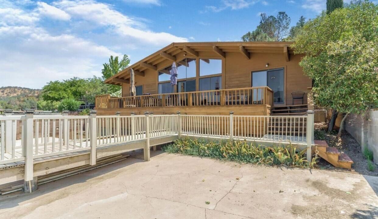 Photo of Outdoor in Clearlake