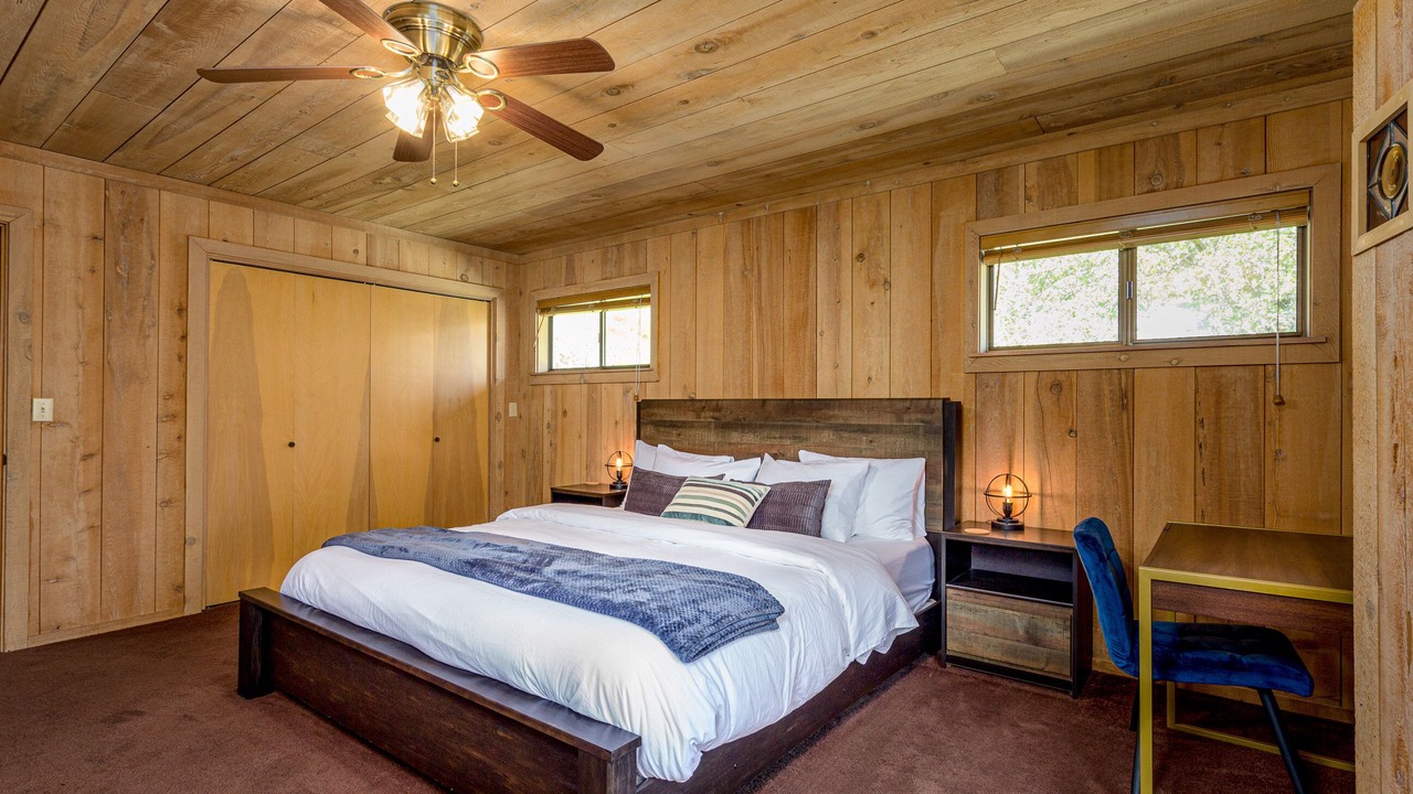 Photo of Bedroom in Three Rivers