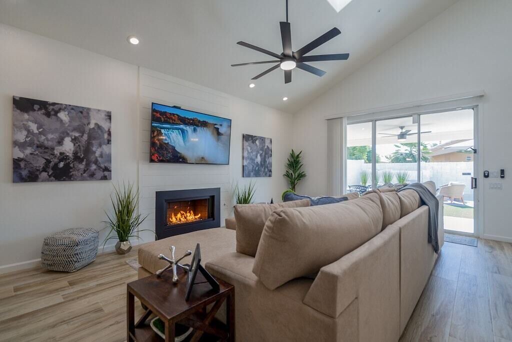 Photo of Livingroom in Central Scottsdale