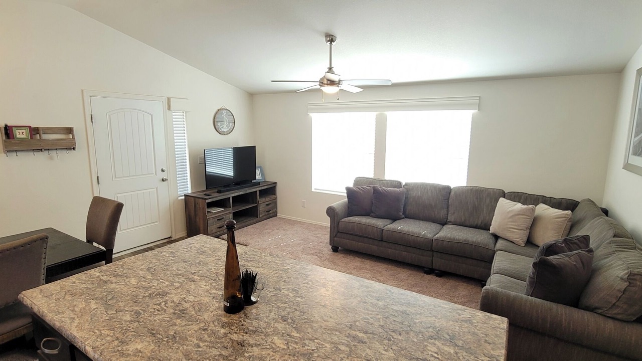 Photo of Livingroom in Mohave Valley