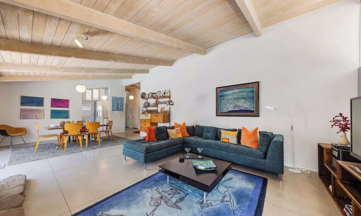 Photo of Livingroom in Twin Palms