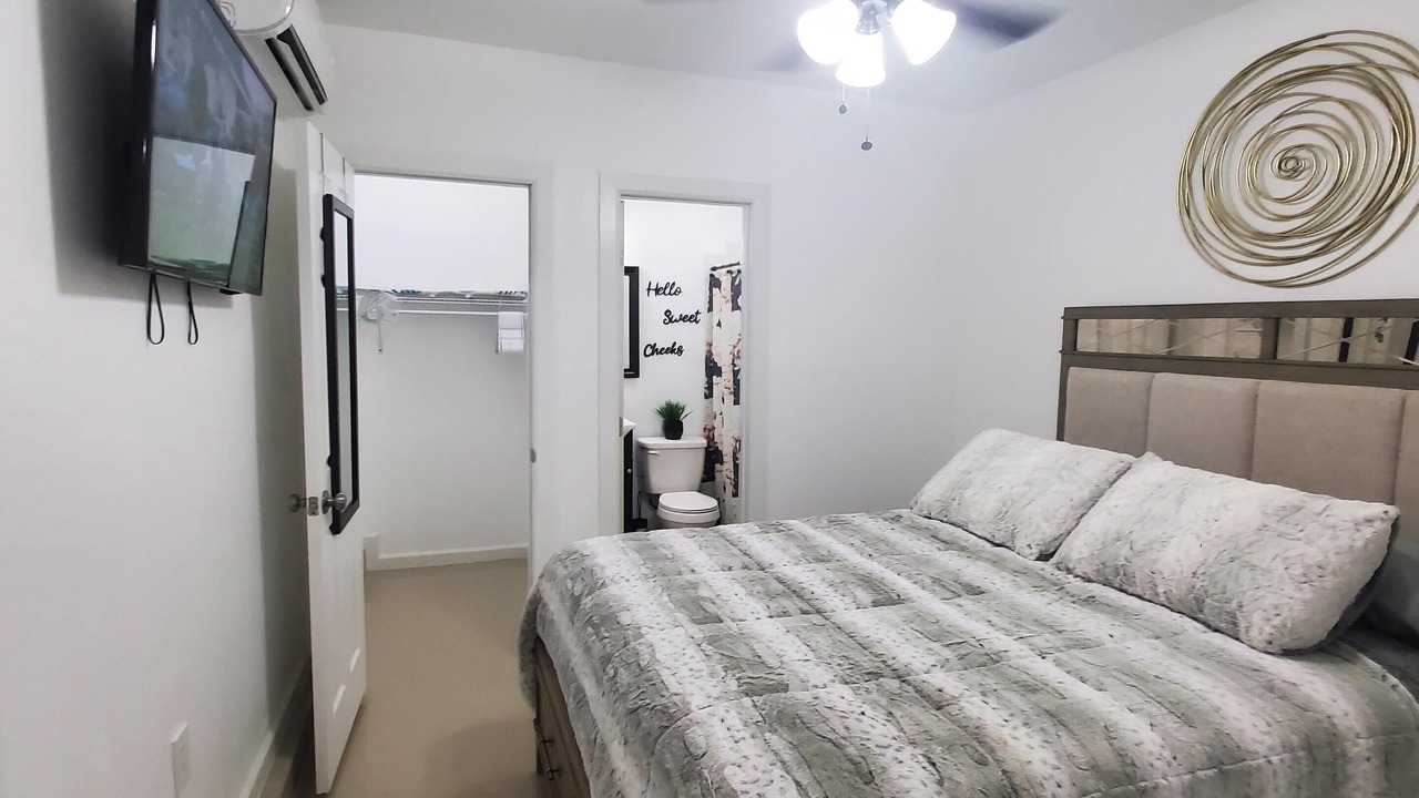 Photo of Bedroom in Sunrise Manor