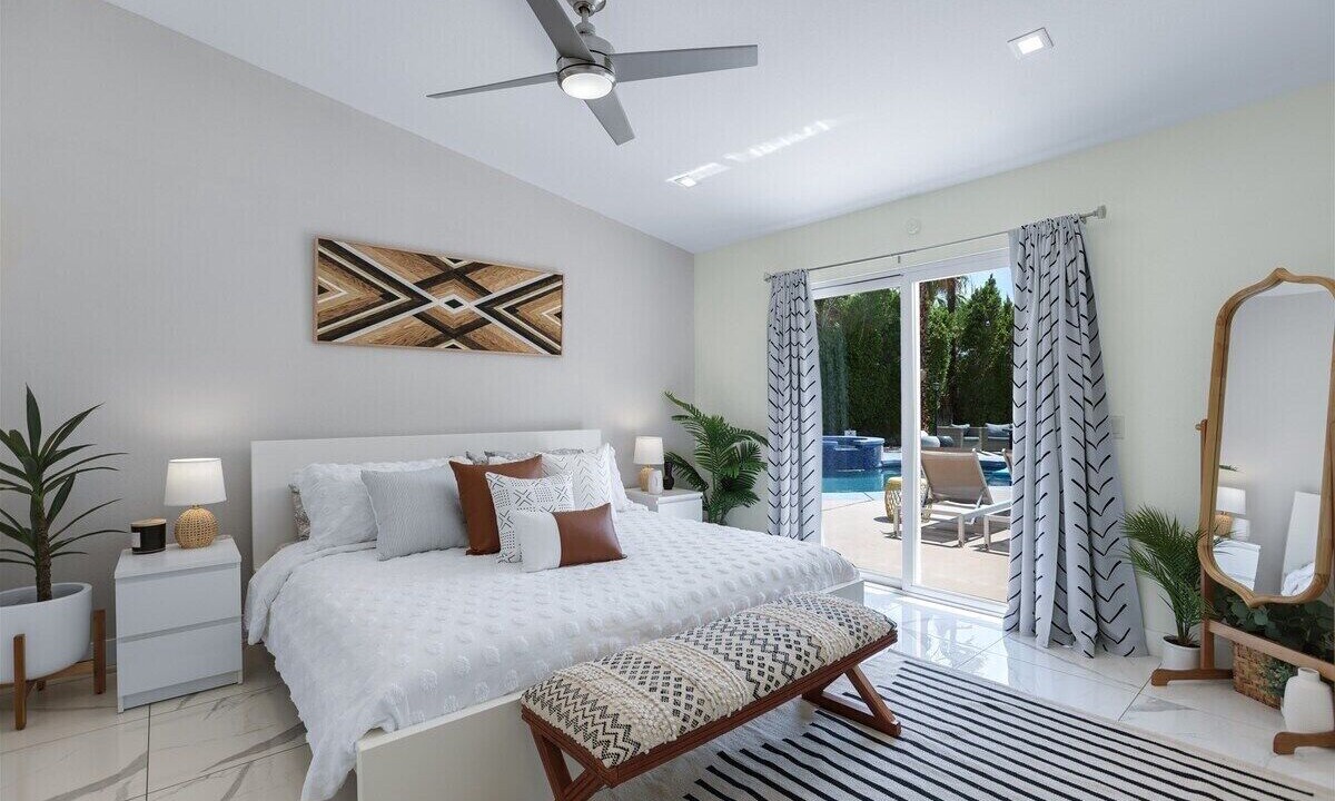 Photo of Bedroom in Racquet Club South
