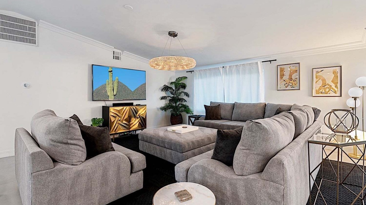 Photo of Livingroom in Scottsdale Country Acres