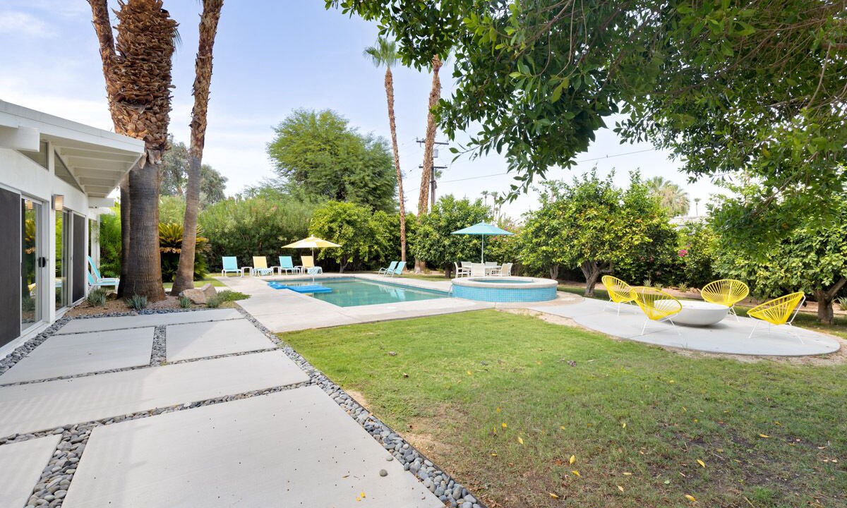 Photo of Outdoor in Warm Sands
