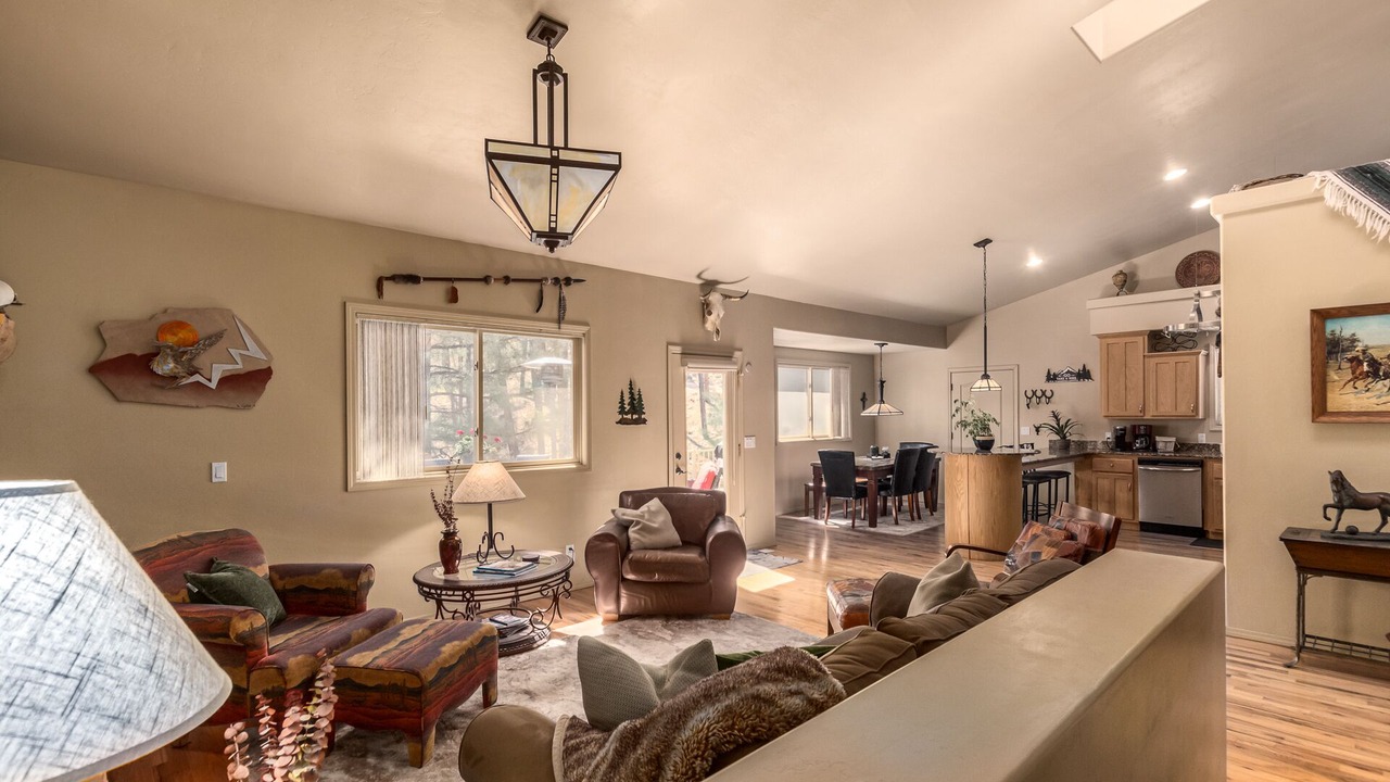 Photo of Bedroom in Mountain Club