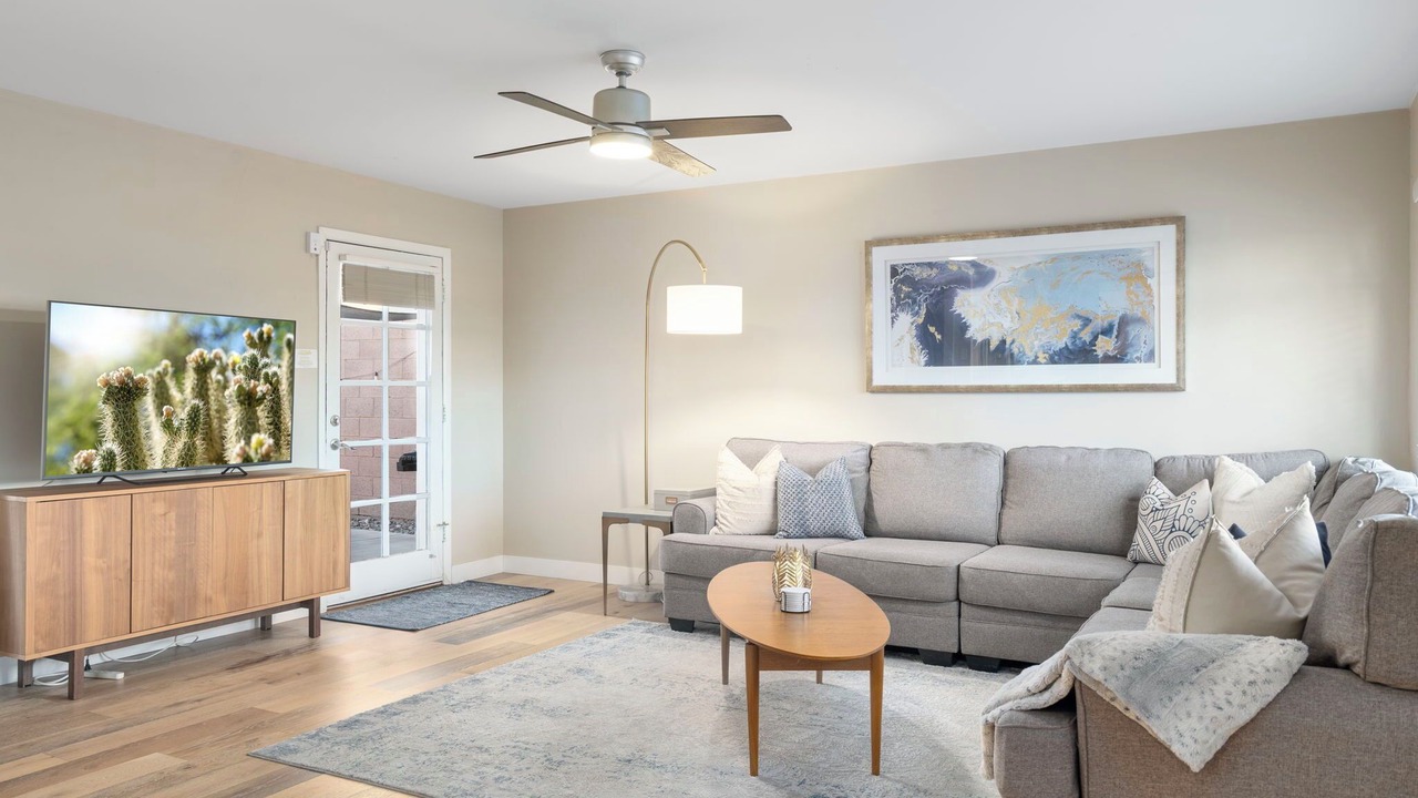 Photo of Livingroom in Scottsdale Estates Nine