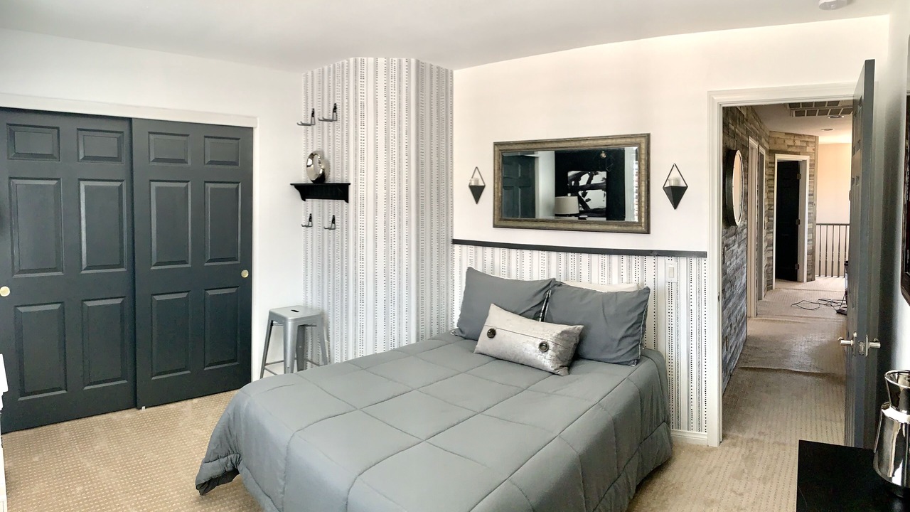 Photo of Bedroom in Enterprise