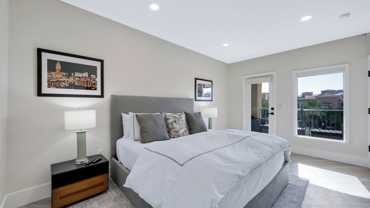 Photo of Bedroom in Lake Las Vegas
